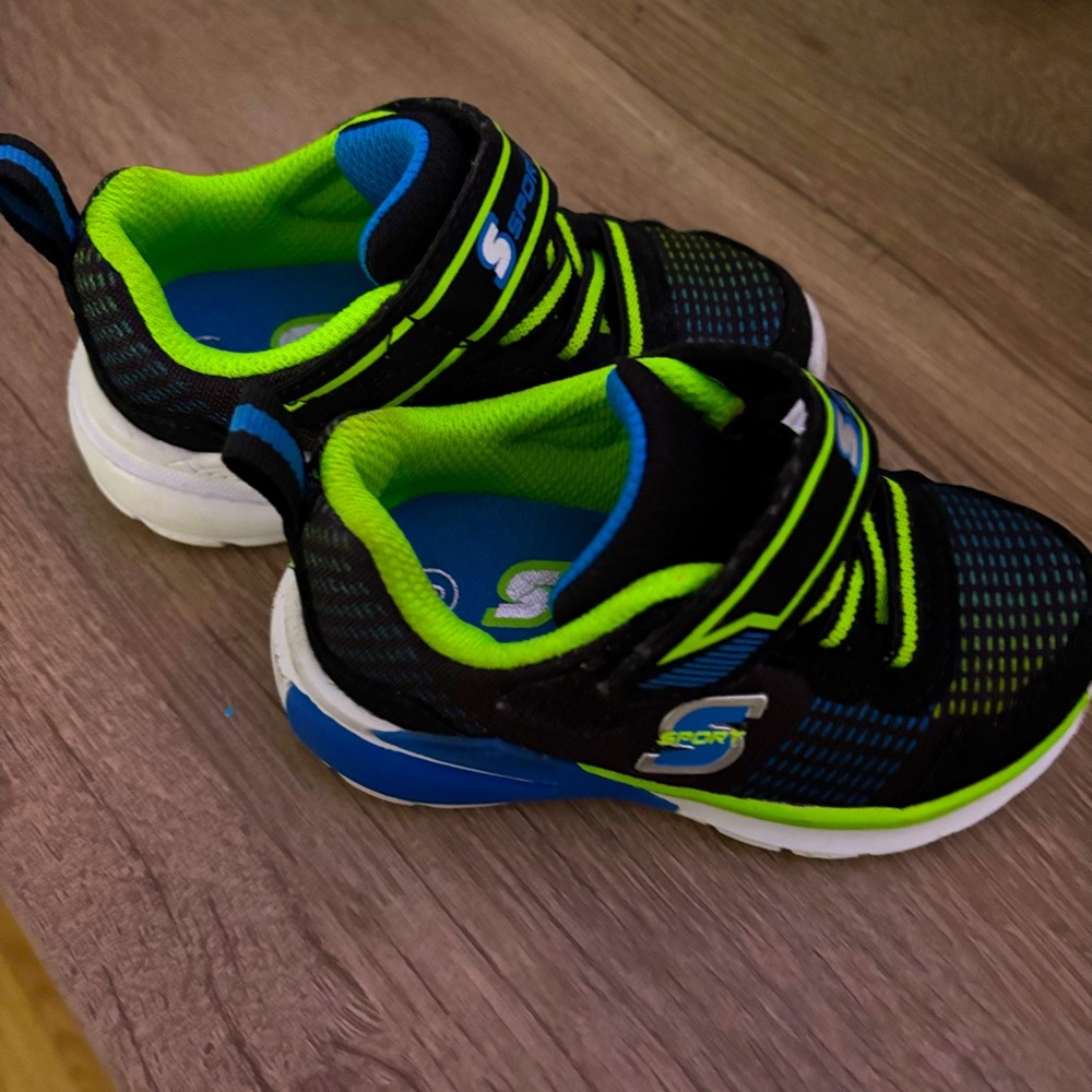 Kids Shoes - Black and Green